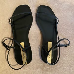 Nordstrom bought Kaanas black size 7 leather sandals.